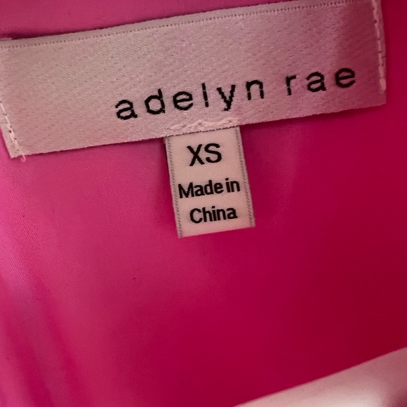 Pretty in pink - Picture 2 of 4